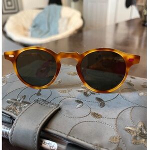Oliver Peoples OV5186 Amber Green Gregory Peck size 47